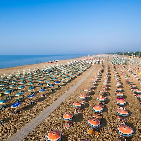 Ferienwohnung Sole B Bibione Exterior foto