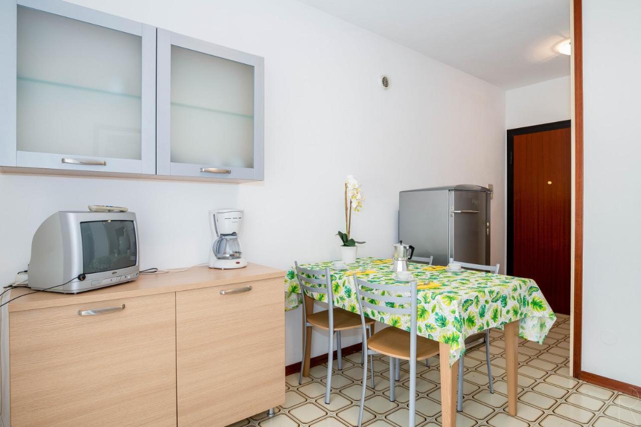 Ferienwohnung Sole B Bibione Exterior foto