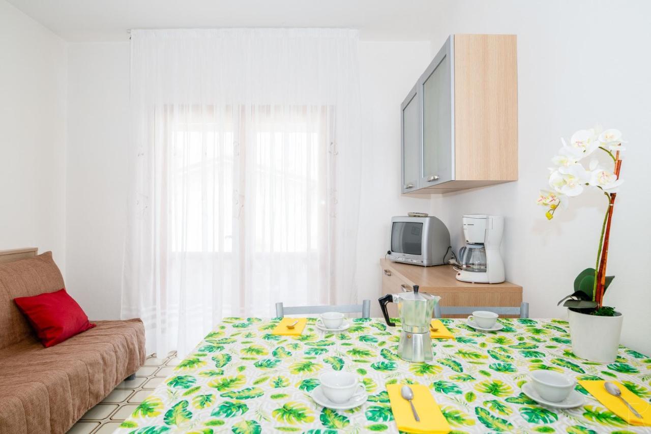 Ferienwohnung Sole B Bibione Exterior foto