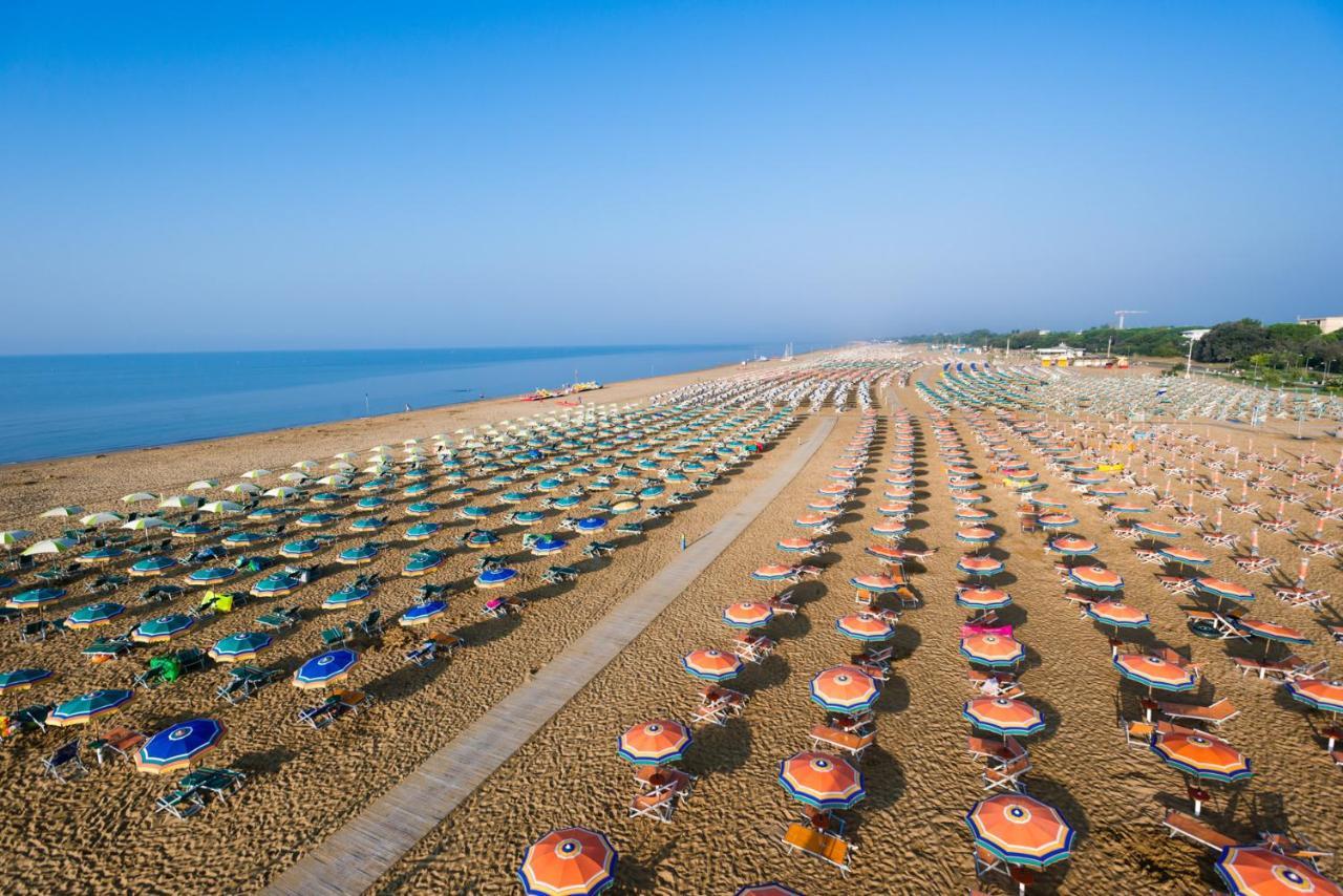 Ferienwohnung Sole B Bibione Exterior foto