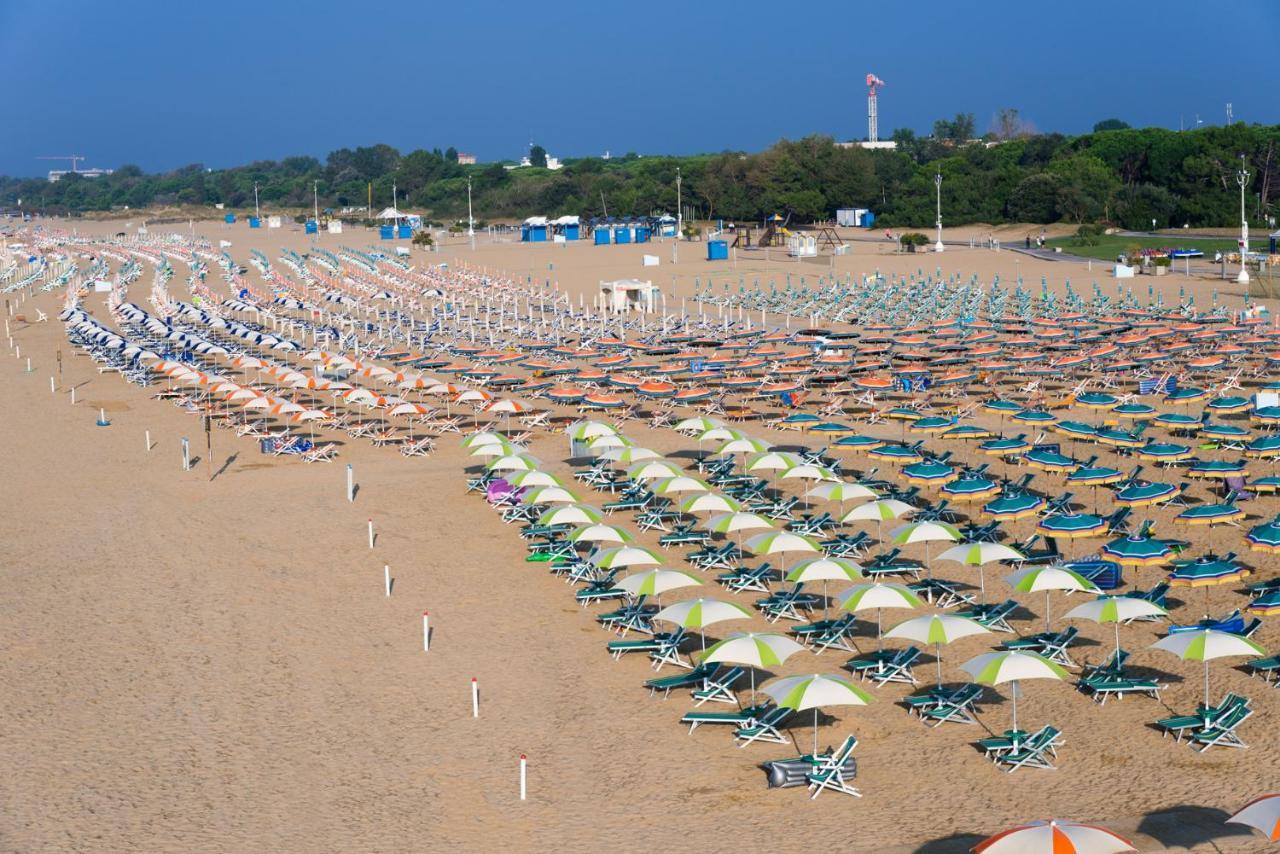 Ferienwohnung Sole B Bibione Exterior foto