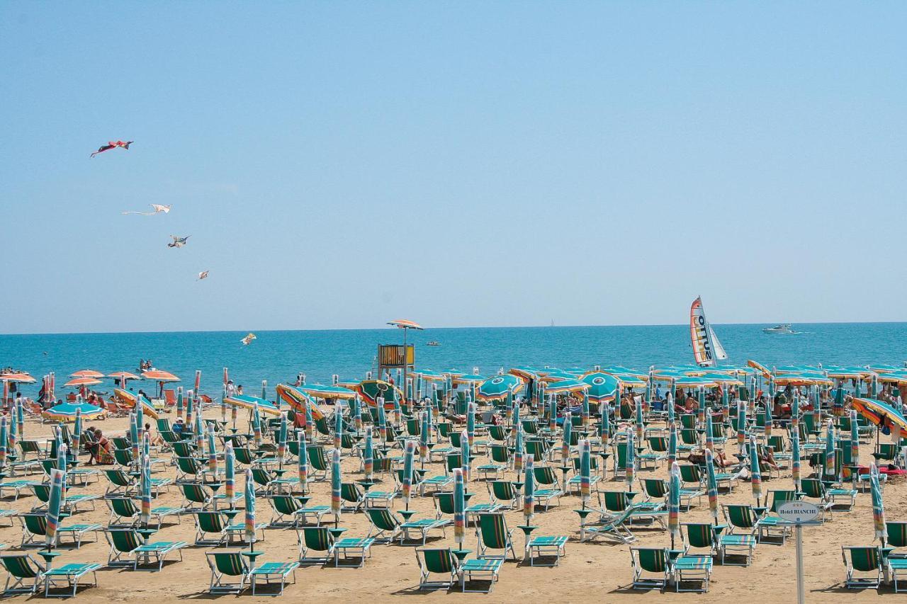 Ferienwohnung Sole B Bibione Exterior foto