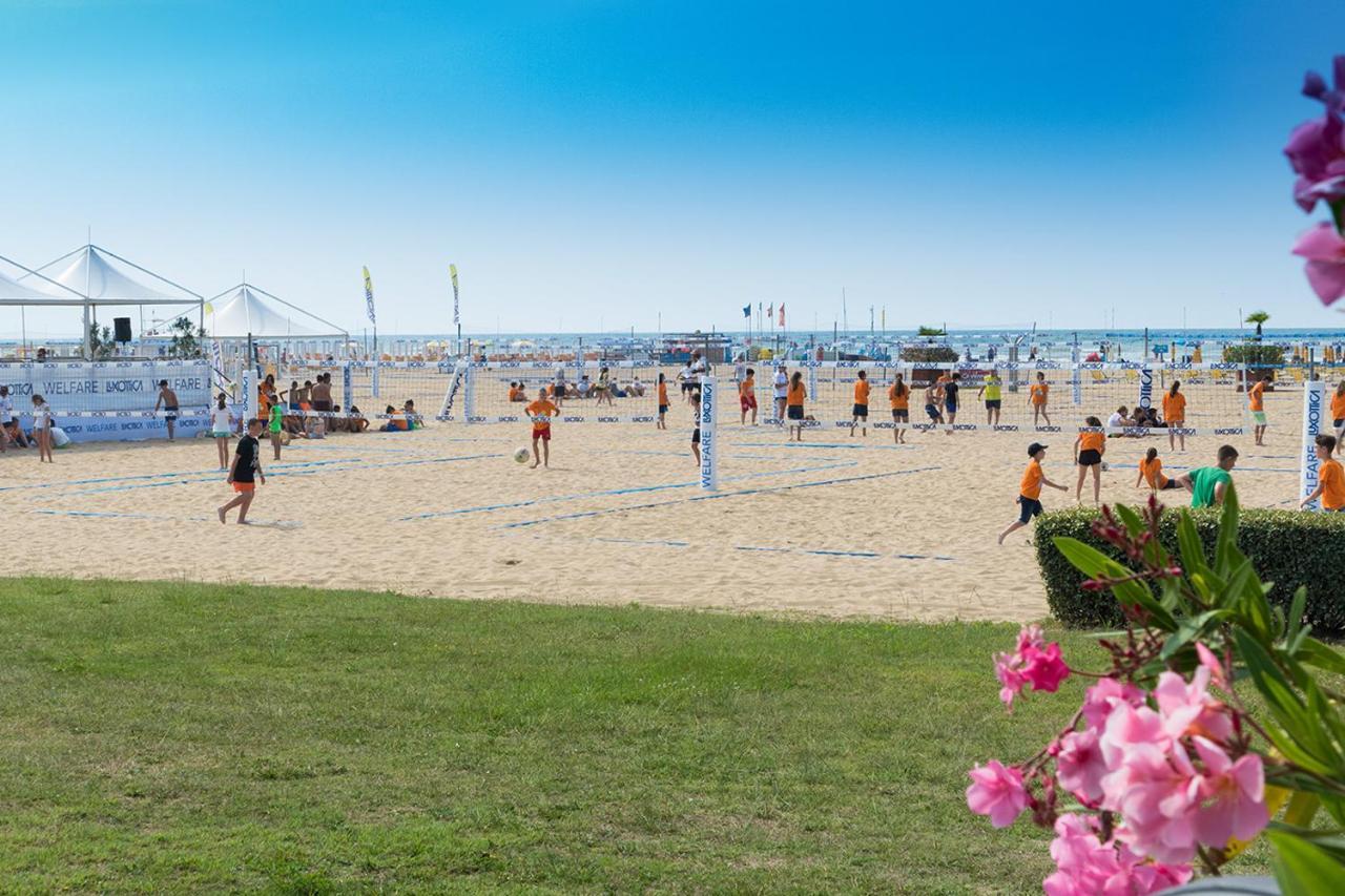 Ferienwohnung Sole B Bibione Exterior foto